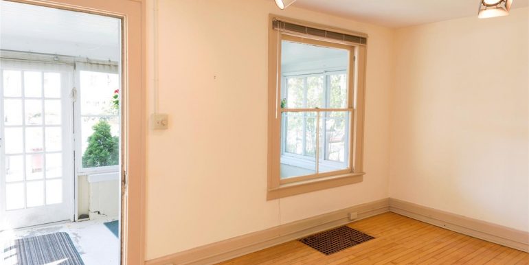 1133 Lincoln Ave-04