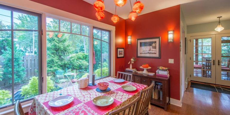 1043 Ferdon Rd-017