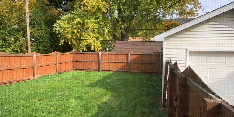 1207_belmar_place_15 Yard