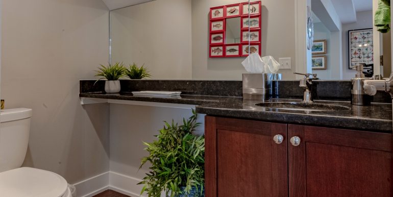 548Nmain_21 Powder Room