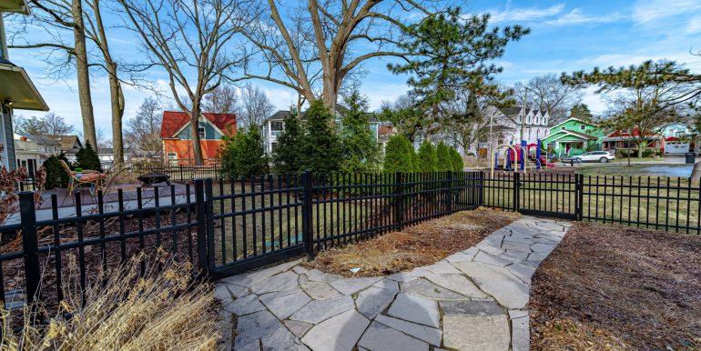 548Nmain_3 North Park Entrance